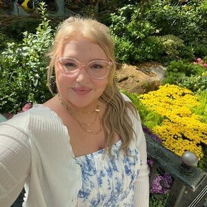 Meet your Posher, Sarah